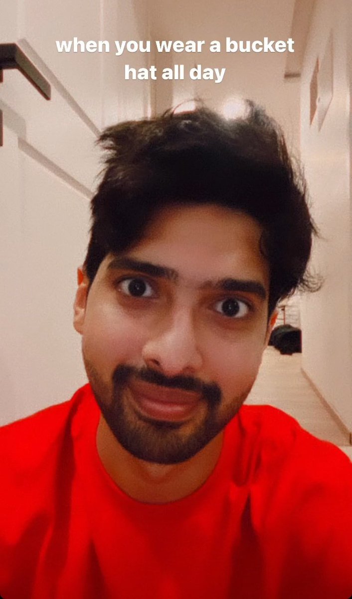 ramshaasays's tweet photo. Can't even stop laughing after seeing his expressions 🤣🤣 btw koi dance video ane wali hai kia 🤔
@ArmaanMalik22 https://t.co/1YWxiJeVgN