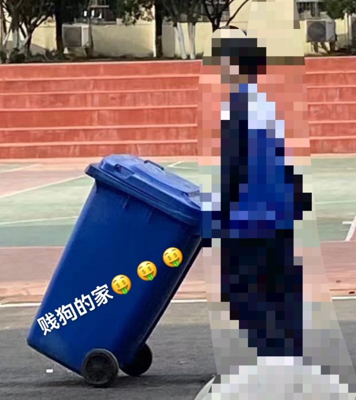 rotten5467's tweet photo. #无脑上贡 #粗口压榨 #报销奴 #人形提款机 #傻逼贡畜 #报销奴 #男m #工资奴  #ATM奴 #上贡  #狗奴  #账单奴 #胁迫奴 #吐钱 #精神控制 #榨金 #吸金 #伪主 来自贱狗的视角，加价玩弄爽死贱狗，这个傻逼乐死我了，看到爹的给他准���的家，借钱来吐🤑🤑🤑，其他窥屏狗还不赶快来给你爹贡，享受被压榨的快感 https://t.co/WdU7Ig009a