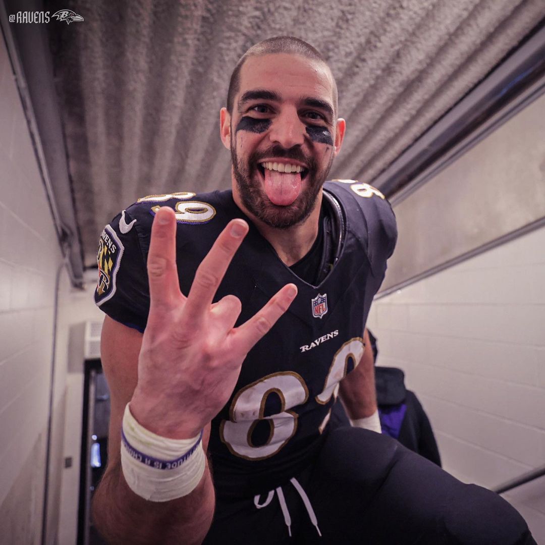 Who is the best tight end in the NFL?