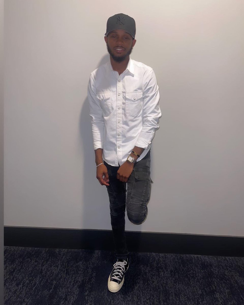 blackguwwop's tweet photo. Garçon 🖤 https://t.co/4ZJNwIbt1u