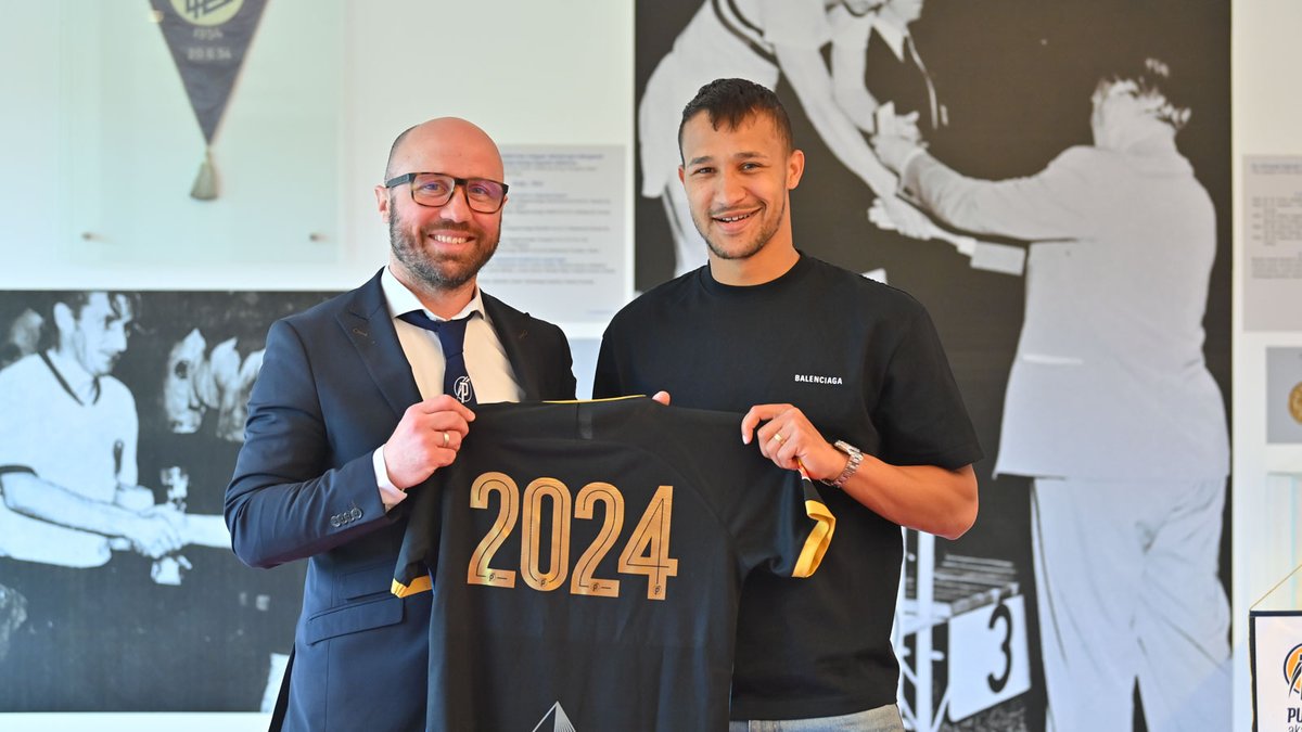 fradista80's tweet photo. Vertragsverlängerung: Luciano #Slagveer bleibt bis 2024 bei #Puskás Akadémia.
#transfermarkt, #nb1, #pfla, #felcsut https://t.co/KJ0619eGAp