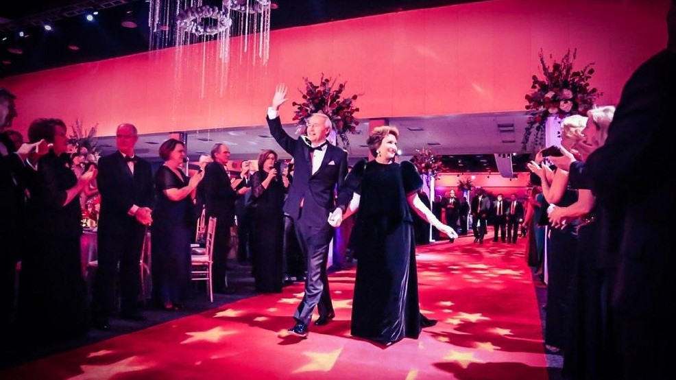 Governor and First Lady Hutchinson speak to the media about #ChildAbusePreventionMonth and the <a href="/ARFirstLady/">Susan Hutchinson</a>'s #ShineHopeInitiative. WATCH LIVE: katv.com/news/local/gov… | #arnews