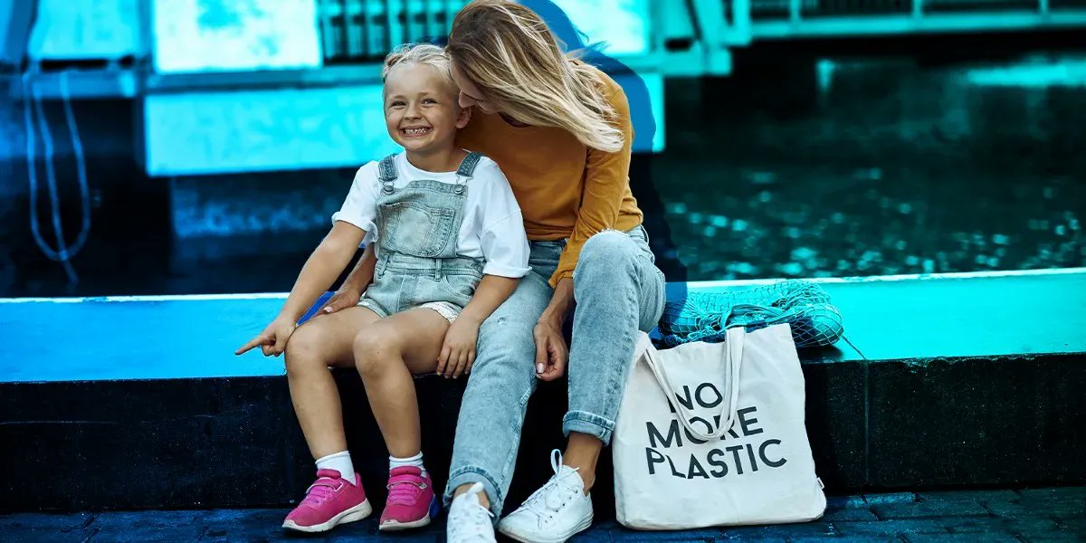 hplabs's tweet photo. #DYK that 77% of Americans are concerned about the #environmental impact of their products? https://t.co/epNChhB49L
#ResearchbyHP #EcoConsumerism #sustainability @HPSustainable https://t.co/HU41A9rmyJ