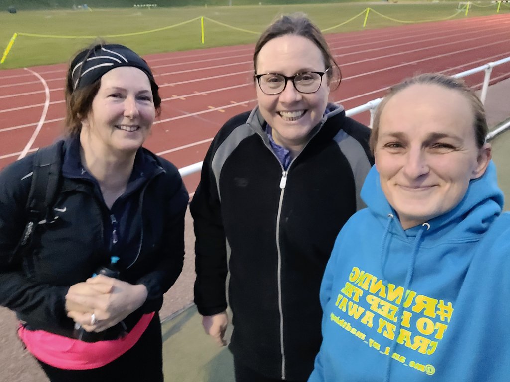 Running2staysa1's tweet photo. Monday night track session, first one back after injury/illness/life. Then a chilled swim after, honestly how good was that for my soul?! Loved it. #running2keepthecrazyaway #legorunbuddy #norfolkgazelles #sportspark #uea #somethingforme #doesthismakemeaproperrunner? 🤣 https://t.co/Et81BCn0Zr