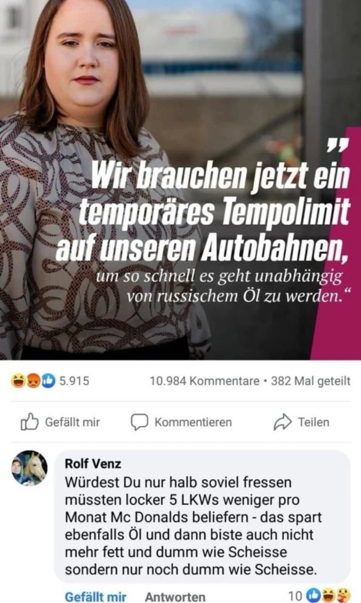 darixmri's tweet photo. Rolf ist aufgewacht und hat sich für Gewalt entschieden https://t.co/y3pjakQYAE