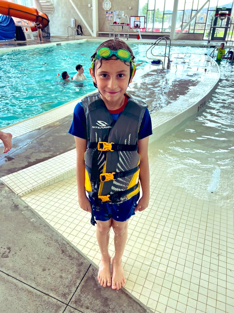 bailey_hodges44's tweet photo. Last day of swim lessons! Thanks so much Parks &amp; Rec! @bethel_school https://t.co/uO1nyuHMdY