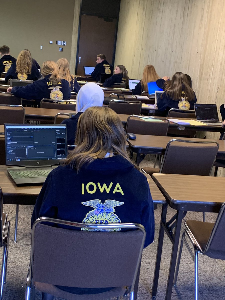 RhansenSukup1's tweet photo. Today I spoke to 85 FFA members about the history of @SukupMfg. The opportunities that @iowaffa gives students will prepare them for the future. @FFAfoundation #iaslc22 #TeamSukup #bluejacket #brightfuture #iowaffa https://t.co/utzyupuTX2