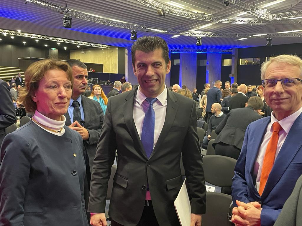 mleptin's tweet photo. Bulgaria is making huge steps in supporting discovery research: national bottom-up project funding with international peer review in place, and today the launch of the new @INSAITinstitute, ERC grantee @mVechev's brainchild with massive support from BU government. https://t.co/1iaYTNzzSq