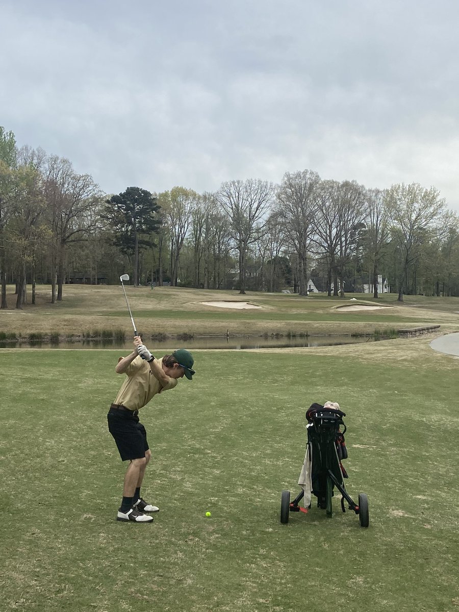 golf_rams's tweet photo. Match Day vs @CHill_Golf 
🐏 vs 🦅 

Braxton Holden striped one down the #2 fairway and knocked his approach stiff! https://t.co/3jsgsY3HMv