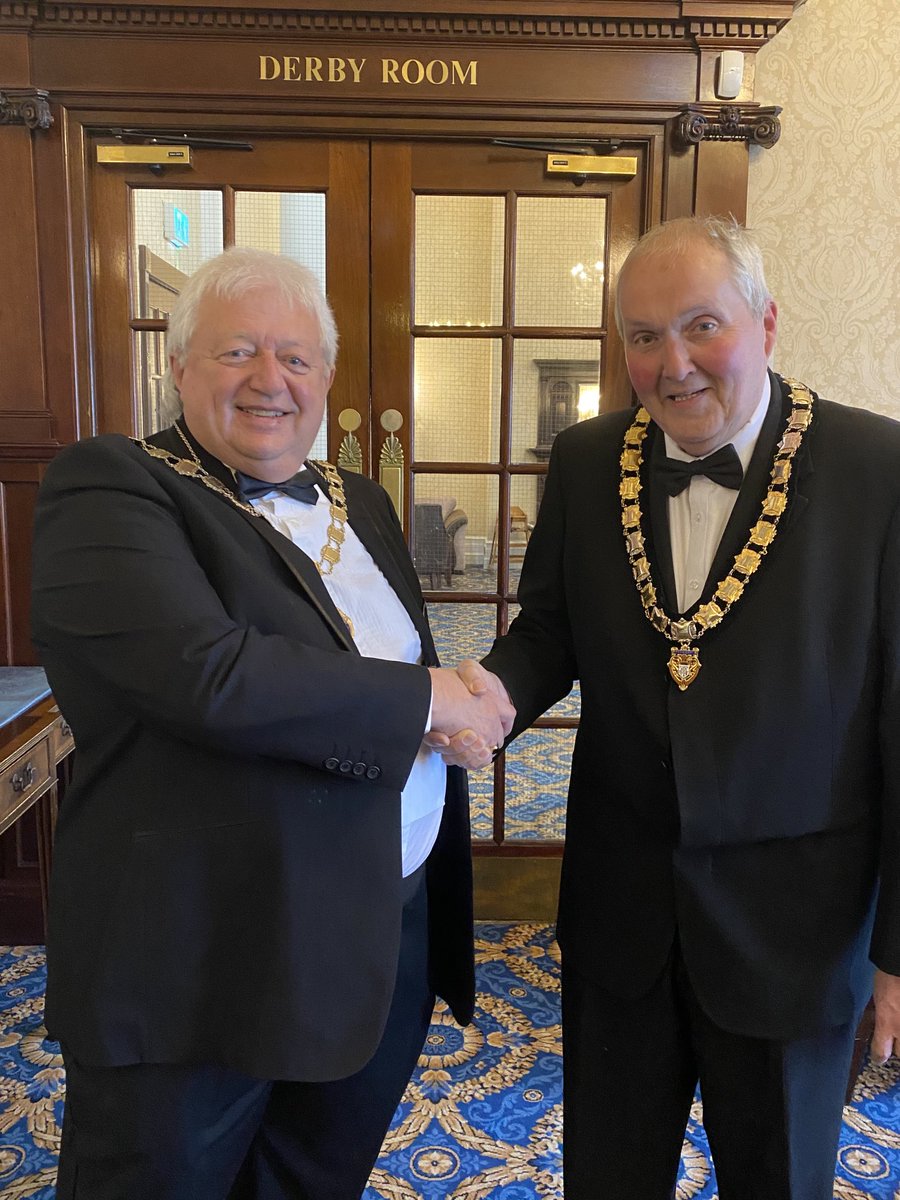 NABMA_Markets's tweet photo. Congratulations to John Dyson on becoming @marketsmatter President from our Derby President Councillor Mick Barker - outside the Derby Room!! Where else? #nmtfconf @LoveUrLocalMkt https://t.co/8UH4NFDtFc