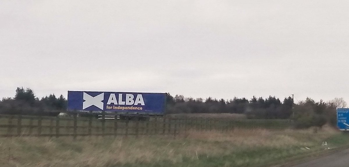 rgbdesign1's tweet photo. Look what I saw when I was heading up the M74, just before Hamilton. Nice👍 https://t.co/W1Vr8uQHRF