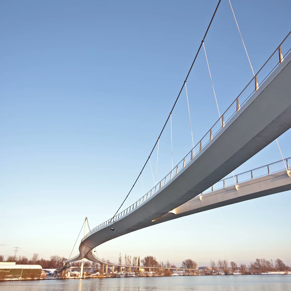 CroquiDeLuz tweet media