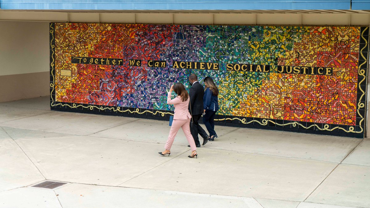 CA Department of Education (@cadepted) on Twitter photo Today, State Supt. <a href="/TonyThurmond/">Tony Thurmond</a> visited the <a href="/CNUSD/">Corona-Norco USD</a> Parent Center and <a href="/RaneyKnights/">Raney Intermediate</a> to tour the schoolโs โRaney ROCKs (Respect, Ownership, Commitment, Kindness)โ mentorship program. (1/3) Today, State Supt. <a href="/TonyThurmond/">Tony Thurmond</a> visited the <a href="/CNUSD/">Corona-Norco USD</a> Parent Center and <a href="/RaneyKnights/">Raney Intermediate</a> to tour the schoolโs โRaney ROCKs (Respect, Ownership, Commitment, Kindness)โ mentorship program. (1/3)