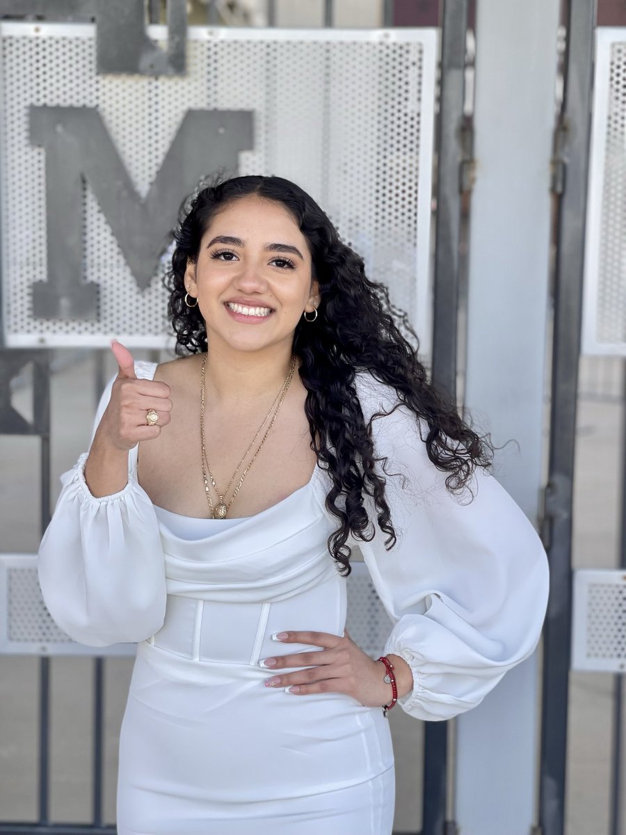 cassandraa7_'s tweet photo. Tamu put a ring on it 💅🏼 https://t.co/PhNk3VPiIO