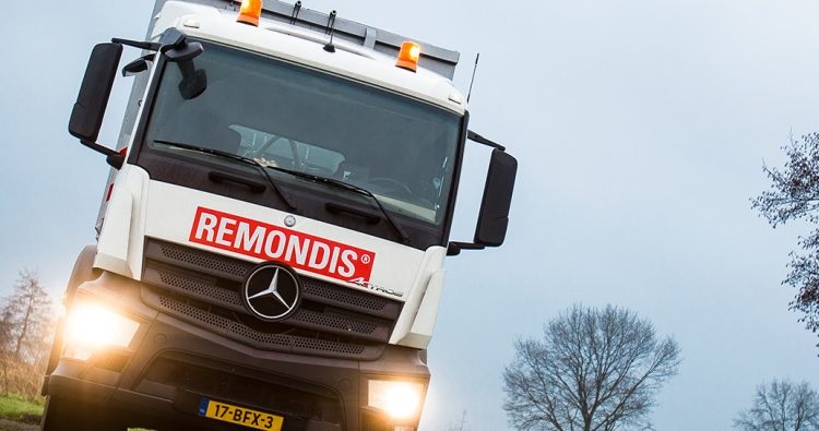 middendrenthe's tweet photo. Let op: maandag 18 april, 2e Paasdag, worden de afvalcontainers niet geleegd. De inhaaldag is zaterdag 16 april 2022. Het is mogelijk dat deze inhaaldag niet juist is vermeld op de papieren versie van de afvalkalender. Excuses hiervoor. Meer info 👉 https://t.co/Jg7zXxcAFL https://t.co/IVjvlNew3I