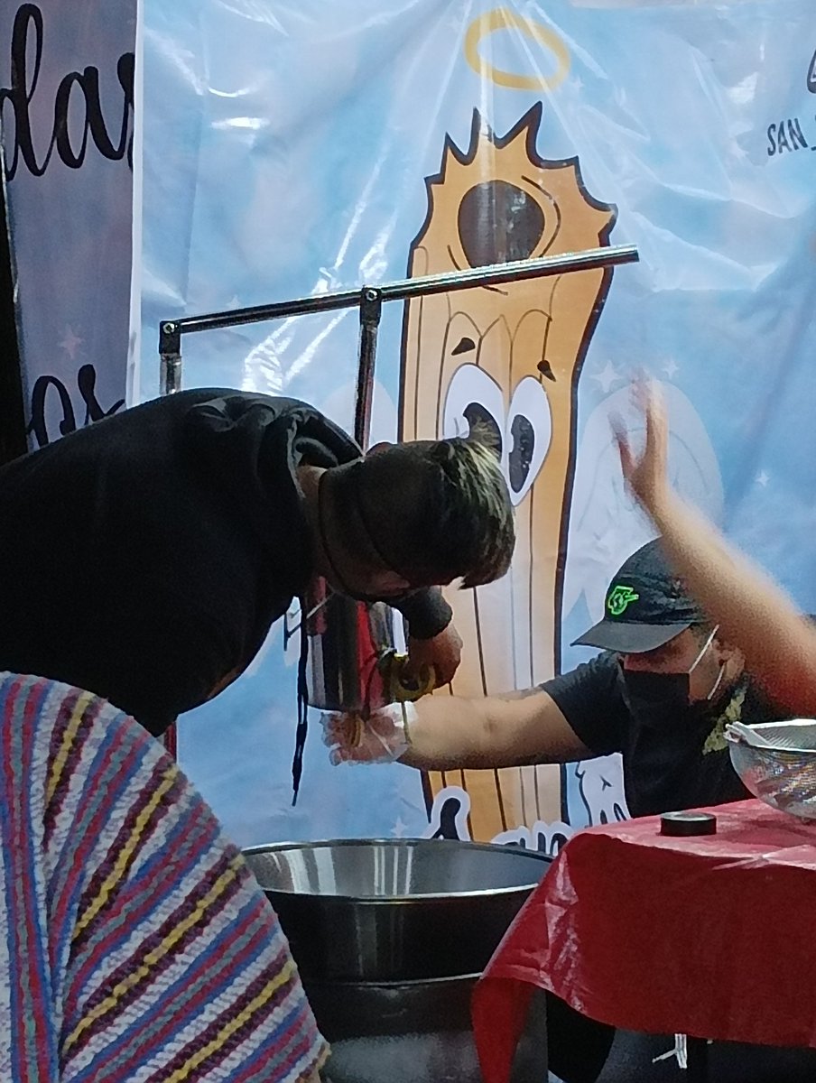 CarosSmiles's tweet photo. Cuánto te mide el churro. #fypシ https://t.co/gAnODXsmV0