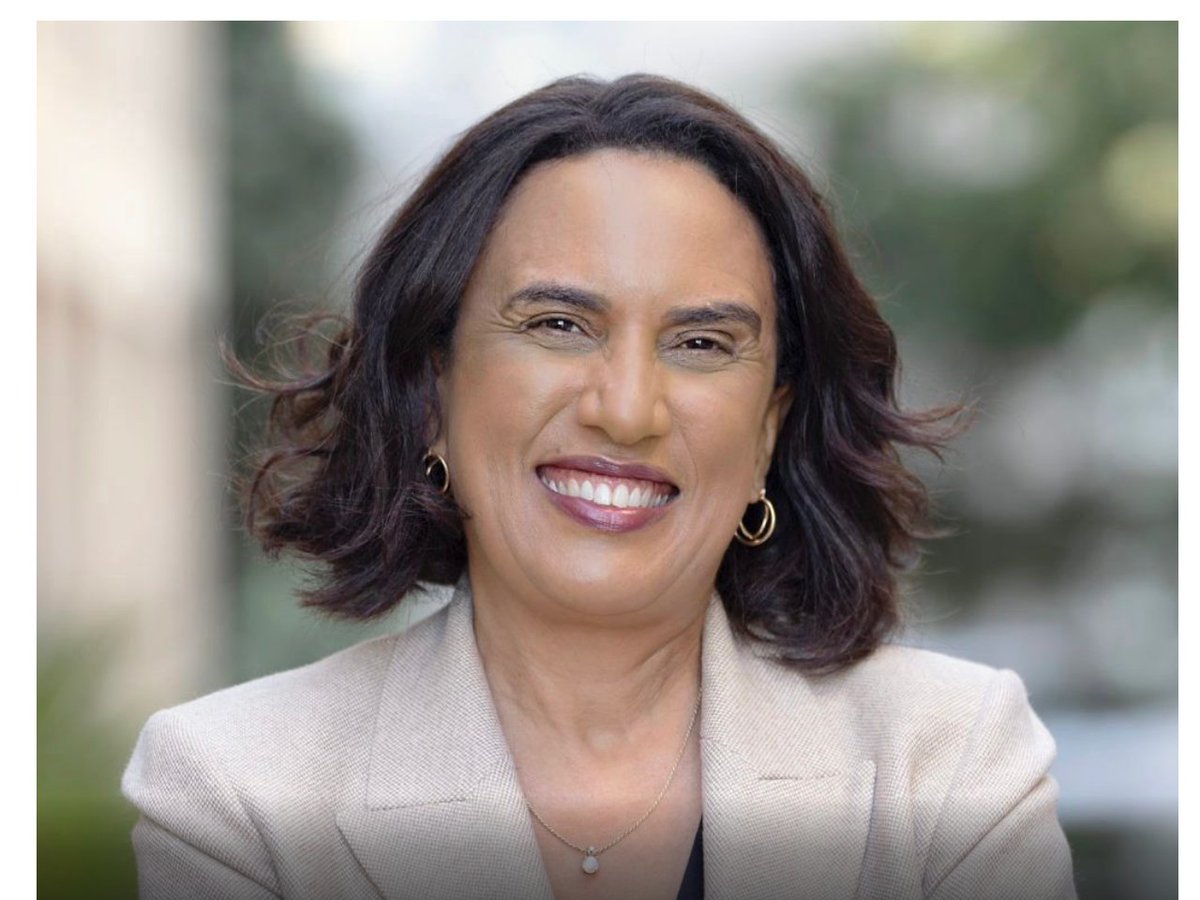 hmkyale's tweet photo. Are you kidding me?! @JAMA_current just made the most extraordinary selection for their next Editor-in-Chief, @KBibbinsDomingo - she is brilliant, kind, incisive, supportive, creative - and a wonderful choice - she will make such a difference. https://t.co/CN2llMyo7j https://t.co/7bbz2LEs0v