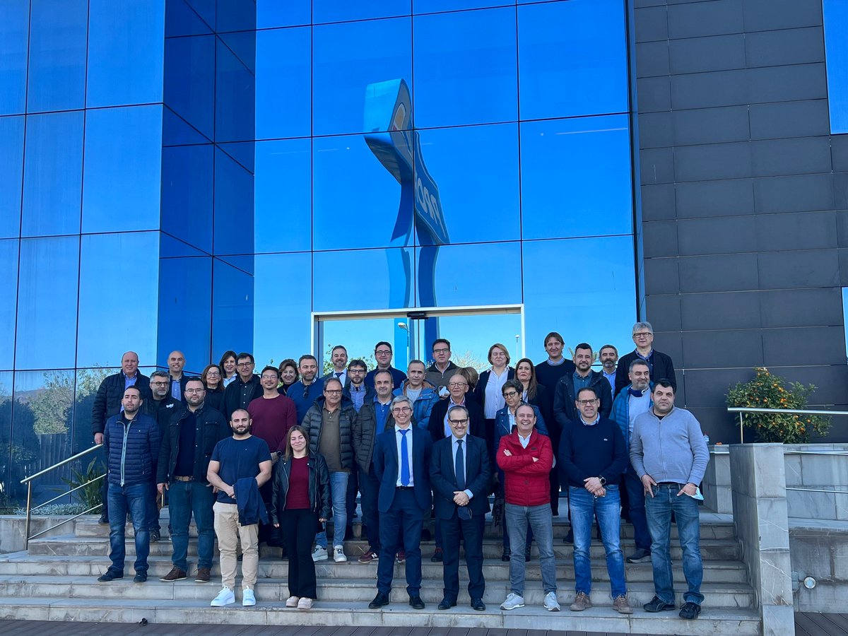 BigMatIberia's tweet photo. En la pasada semana visitamos las instalaciones de @PROFILTEK 
Con seguridad y gracias al plan de desescalada, volvemos a estar más cerca de nuestros proveedores. 😊
¡Muchas gracias por este reencuentro!

#Profiltek #espaciosdeducha #construcción #centraldecompras https://t.co/nBRM1SYkDz