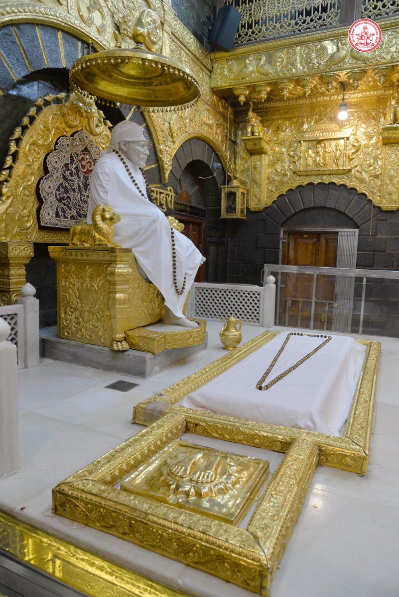 SSSTShirdi's tweet photo. *श्री साईबाबा संस्थान विश्वस्त व्यवस्था,शिर्डी*                         *Shri Saibaba Sansthan Trust, Shirdi*
*आरती :- शेजारती*                            *सोमवार ११ एप्रिल २०२२*
  *Aarti : - Shejaarti*
  *Monday 11 April 2022* https://t.co/QQyyR8PQWU
