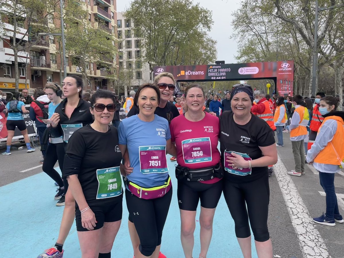 Throw back to Barcelona Half Marathon last weekend.

Running is def my go to when life gets a little stressful, pop on your best guddies, grab your running buddies and put the world to rights! #barcelona
#halfmarathon #running #MentalHealthMatters 
#runchat #run