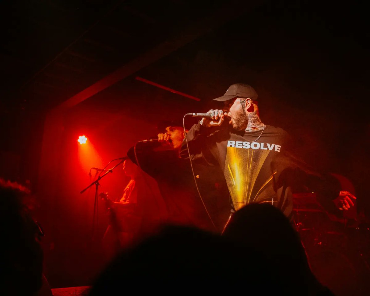 HurricaneBkg's tweet photo. Saturday's show with @LANDMVRKS, @ten56hq, @resolveoff and Glassbone was insane. Thank you all 💜
.
Full statement on https://t.co/B4cCF7zjAX
.
📷 Seppe Germaux, FreakMike, Sarah Velez, Alexis Fontaine.
.
#MondayMotivation #Landmvrks #Resolve #Ten56 #Glassbone #HurricaneBookings https://t.co/F8RBCDfKur