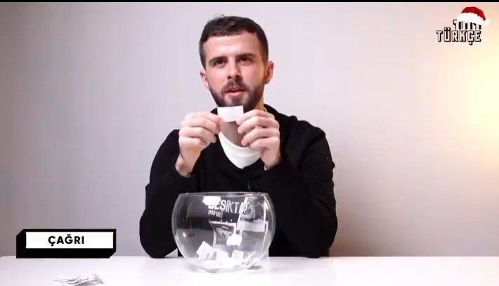 _mask7's tweet photo. Efendim bro? 😁 @Miralem_Pjanic https://t.co/lPHTw3xpoA