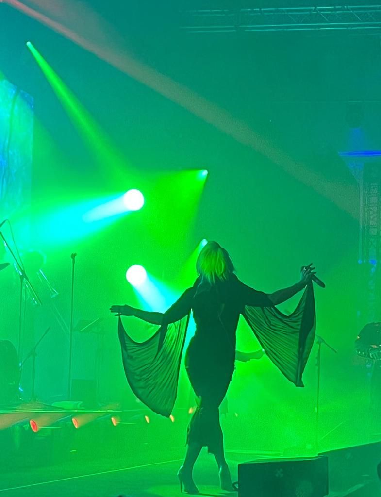 Madhen, like a bat out of hell. #madhenpartyband #madhen #gartnerwinnerscircle2022