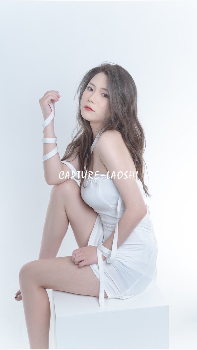 capture_Laoshi's tweet photo. Loc.020
哥哥想被绳子绑住嘛
#纯欲 #私房写真 #广州约拍 #性感写真 #美女 #写真販売 #性感女神 https://t.co/H106JnRSWG
