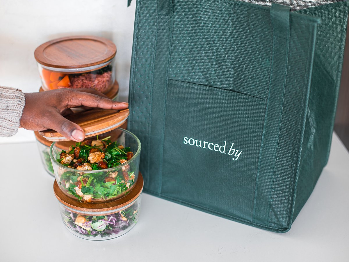 sourcedby__'s tweet photo. A new week = a new menu here at sourcedby. These are some of the delicious lunches and dinners hitting Seattle doorsteps this week:

🥗 Cucumber Za'atar Salad
🐟 Slow-Roasted Salmon
🥣 Spring Quinoa Bowl

Which plate is calling your name? https://t.co/AyhjC2zXWb