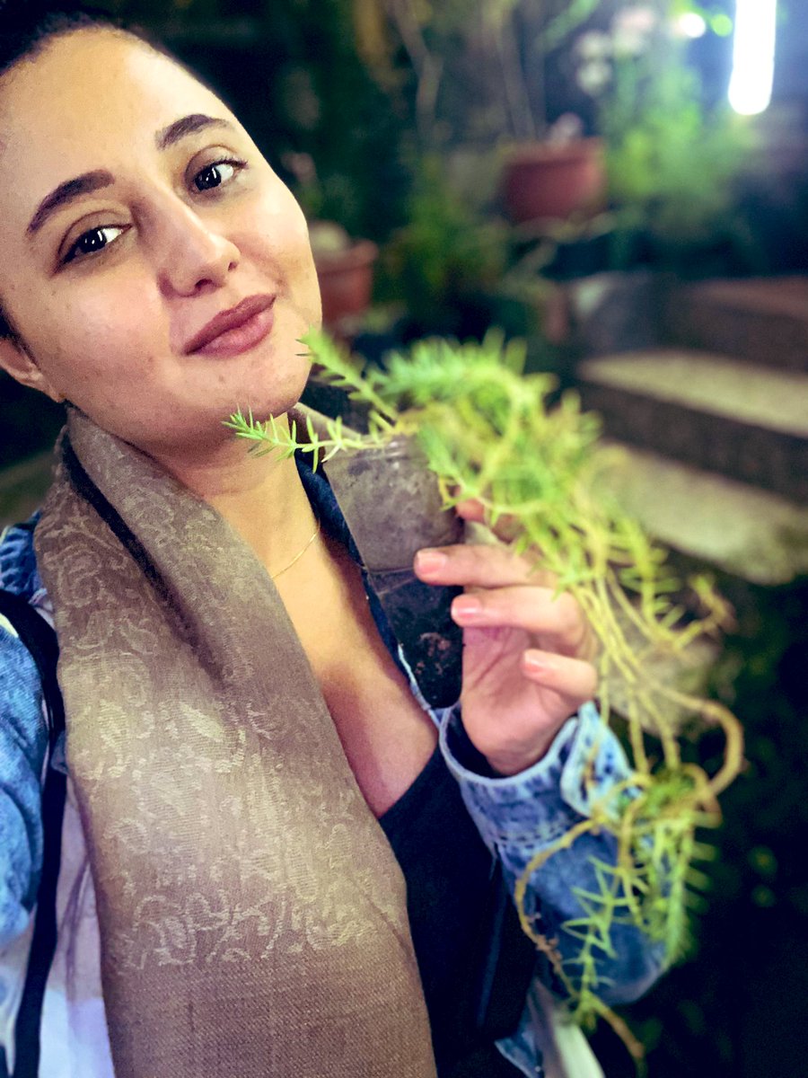 TheRashamiDesai's tweet photo. Place where I belong ❤️ pure and organic without filter 💕 
#rashamidesai #rd #peaceofmind #naturelover https://t.co/quZzghp51S
