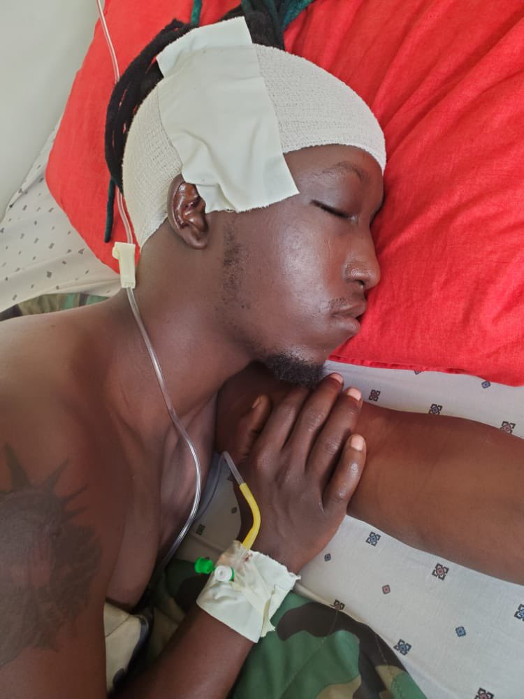 eezzymusik's tweet photo. We give thanks and praise to God Almighty,the Skull surgery has been successful.we now pray for a quick recovery 🙏. 
MANAGEMENT https://t.co/IVyR0ABNBV