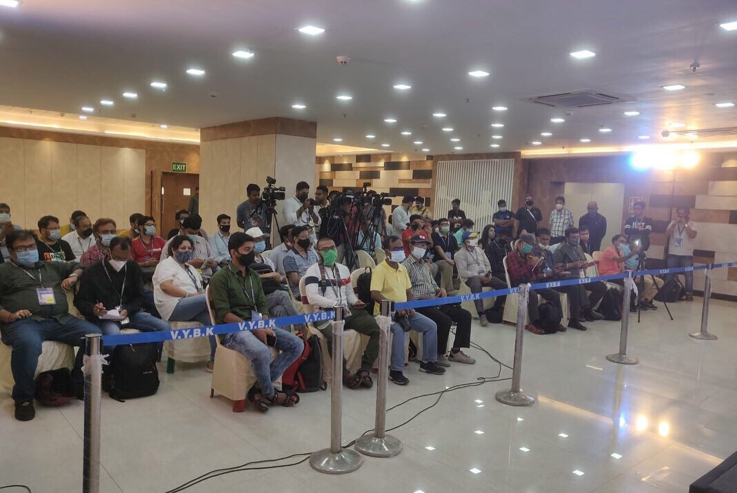 Here we go again! Thank you journalists for being here today, after 2 years, for the press conference of our AFC Cup first match. Cant wait to see green & maroon supporters in the stands and feel again what football is all about 💚❤️ #ATKMohunBagan #JoyMohunBagan #AmraSobujMaroon