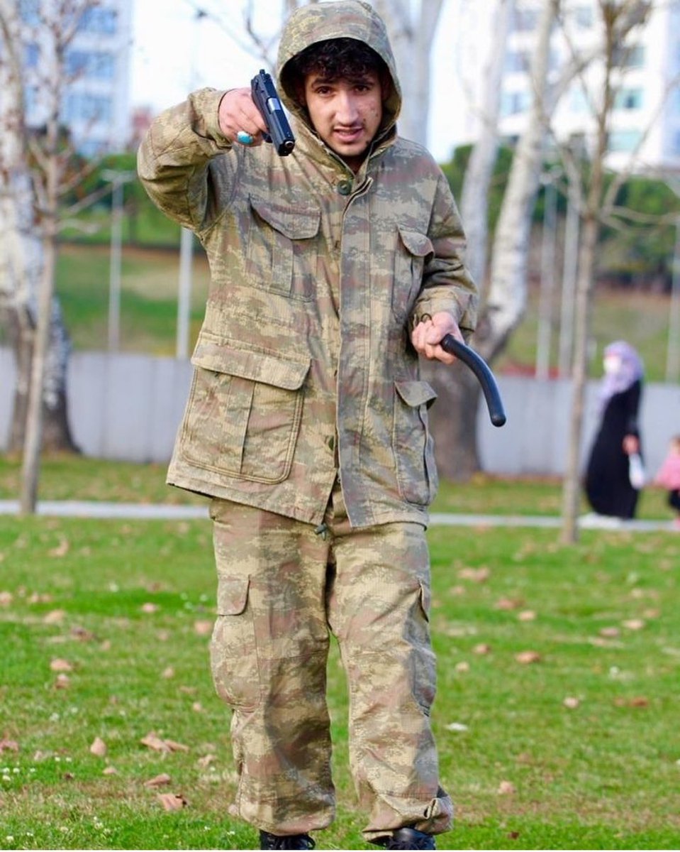 Afgan asıllı "Zeytinburnu Kasabı" bunlardan kaç tane geldi ülkemize? Karımız, kızımız, evlatlarımız güvende miyiz?  #Afgan #Suriyeli