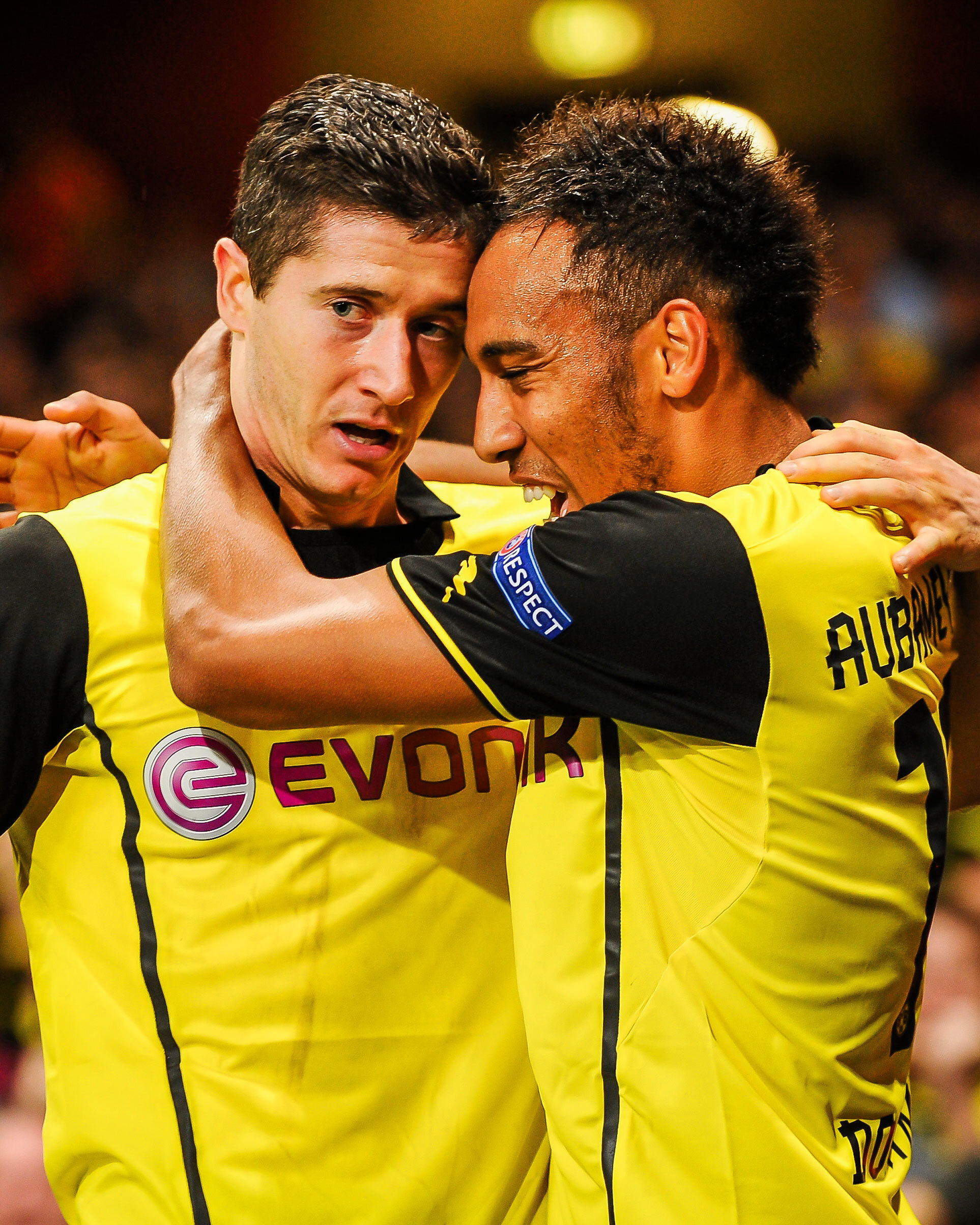 Robert Lewandowski and Pierre-Emerick Aubameyang reunion - will it favor Barcelona?