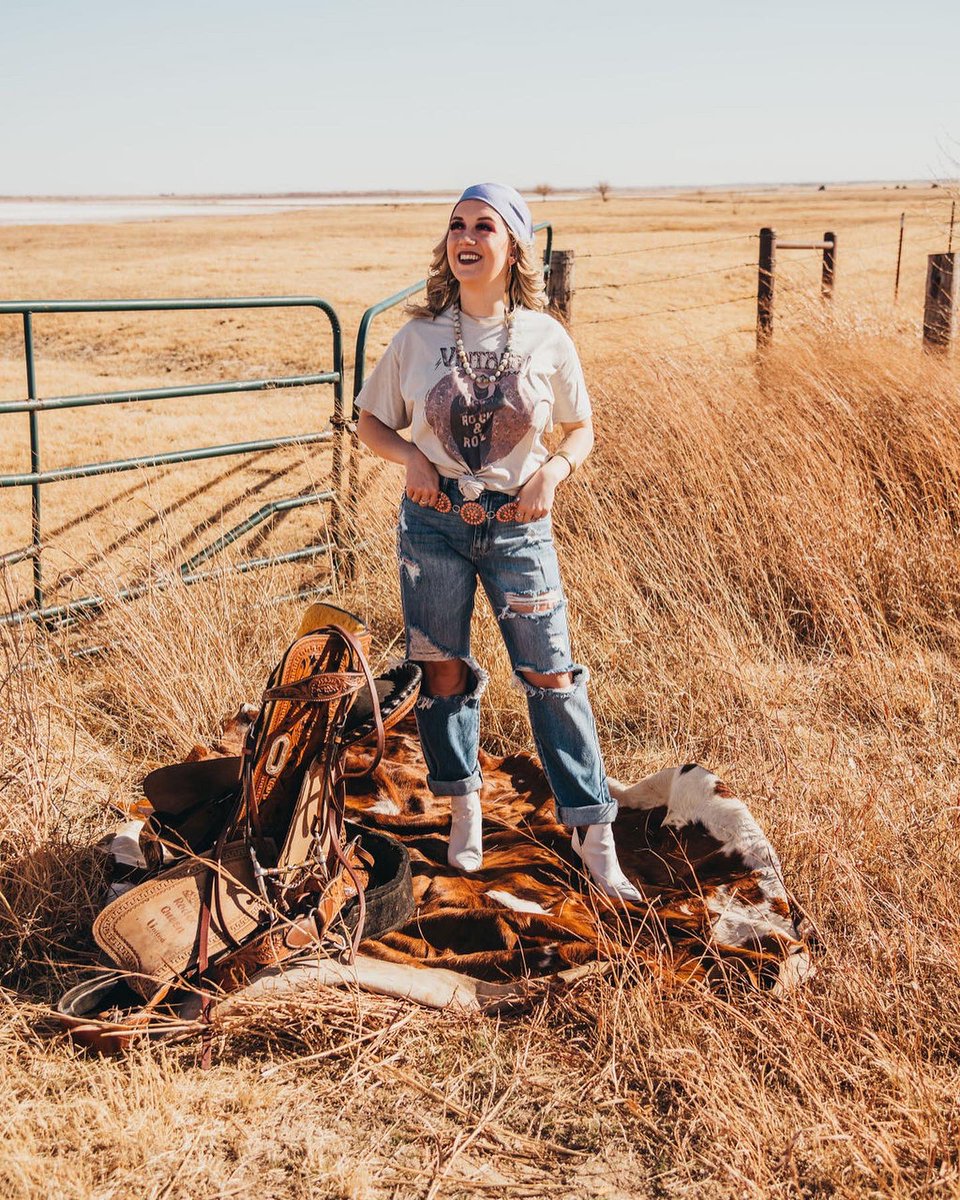 BBluebonnets's tweet photo. Saddle up shawty ⚡️ https://t.co/P1hUvgKxjx