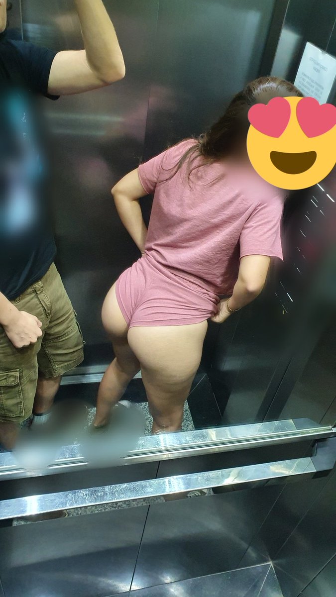 ExibidoC's tweet photo. Pode comer no elevador?😈 https://t.co/5uALso8euj