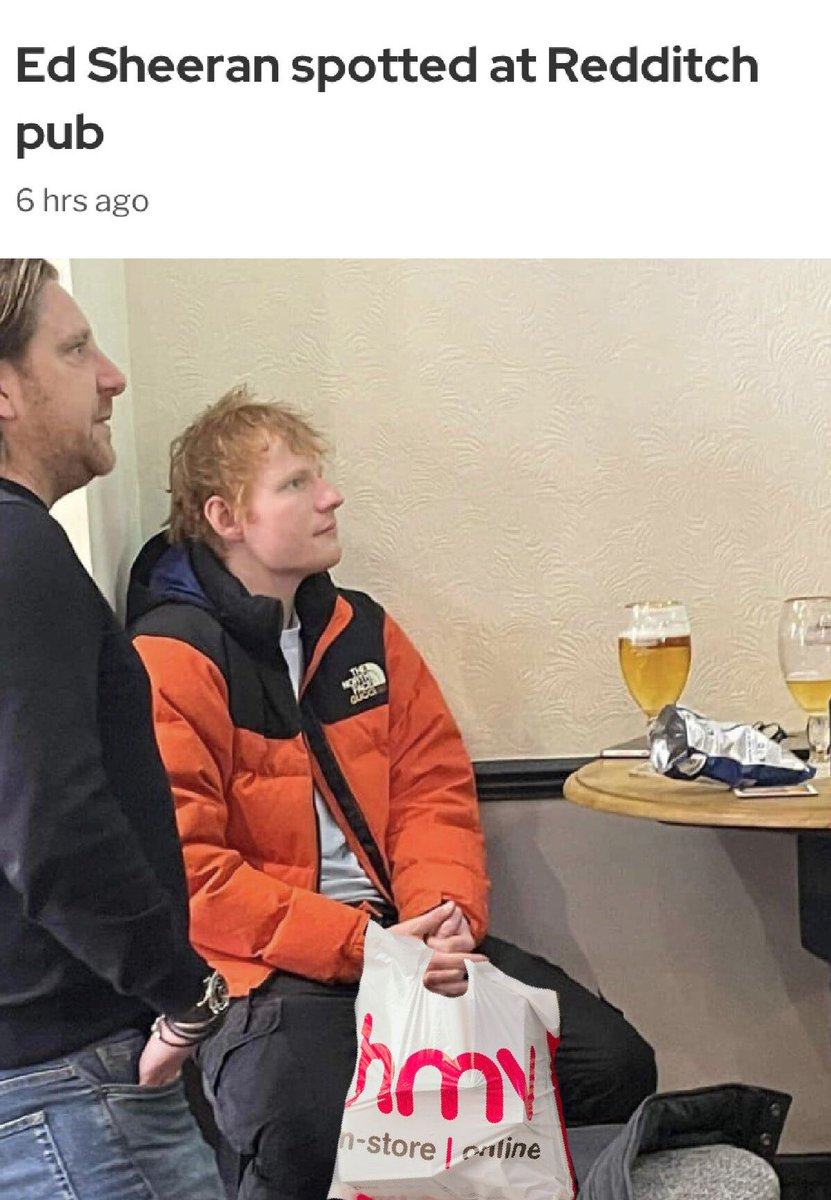hmvRedditch's tweet photo. Ed Sheeran spotted at Redditch pub after visiting @hmvRedditch @shopkingfisher this weekend #EdSheeran #redditch https://t.co/ULMu4tHnOM