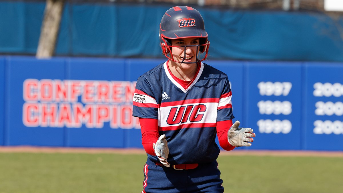 Our Circle City native, <a href="/CaskeyDeedee/">deedee_caskey</a>, will lead us back to her hometown tomorrow for a non-conference game at Butler.

🚨 Please note, the start time has moved up 1 hour &amp; the game will now begin at 
𝟛 𝕡.𝕞. 𝔼𝕋/𝟚 𝕡.𝕞. ℂ𝕋 🚨

📰: uicflam.es/3u0

#FireUpFlames