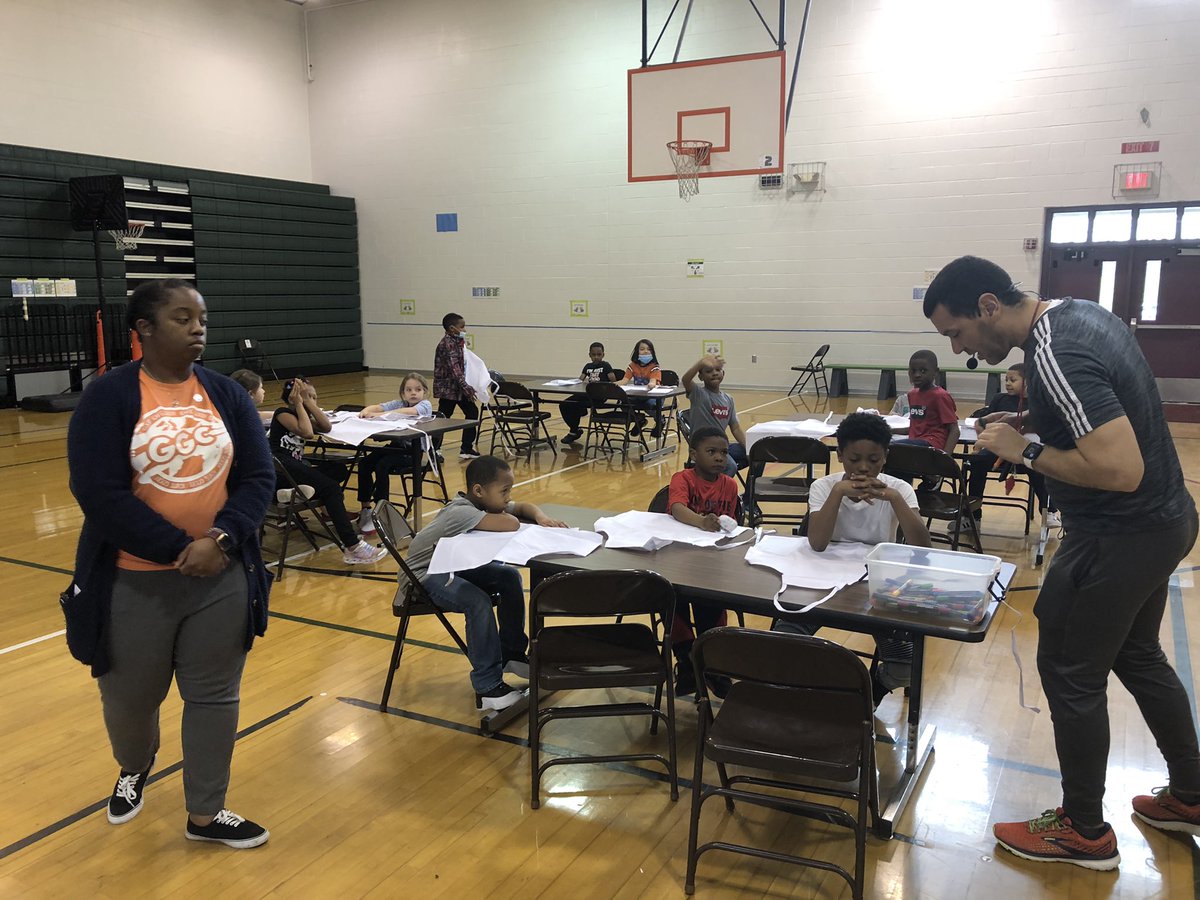 crosbykeys's tweet photo. We are working on superpower projects this week! ALL students @BreckFrankES will #IgniteGood for our community with @GlobalGameChgrs program! Check out some of the planning and preparation we began. #JCPSKY https://t.co/dGjZqgBoPe