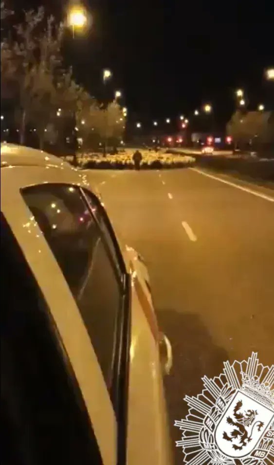 policiazaragoza tweet picture