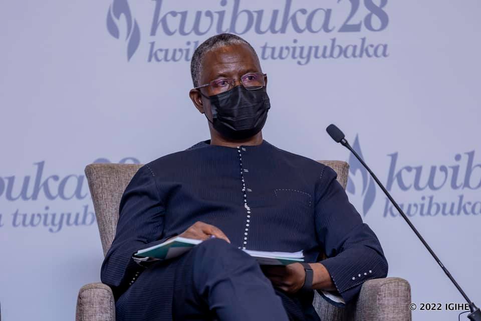 morioxkidshub's tweet photo. Minisitiri Dr Bizimana Jean Damascène yavuze ko nyuma y’amakosa umuryango mpuzamahanga wakoze ntuhagarike Jenoside yakorewe Abatutsi mu 1994, ufite inshingano zo guhana abayikoze, kurwanya abayihakana no gukoresha imvugo yayo ikwiye. https://t.co/7feLBlkDv0