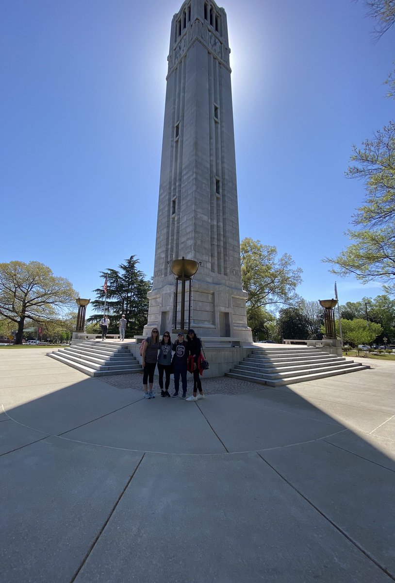 ABish250's tweet photo. 8th grade Avid trip to @NCState beautiful day! 🌞 https://t.co/MJ0QwJq5mF