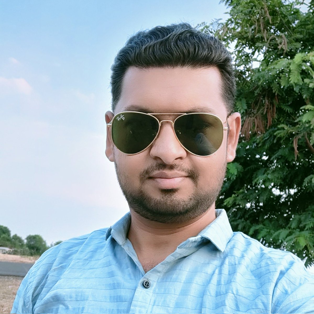 YelaveB's tweet photo. #NewProfilePic https://t.co/4z4t41STw7