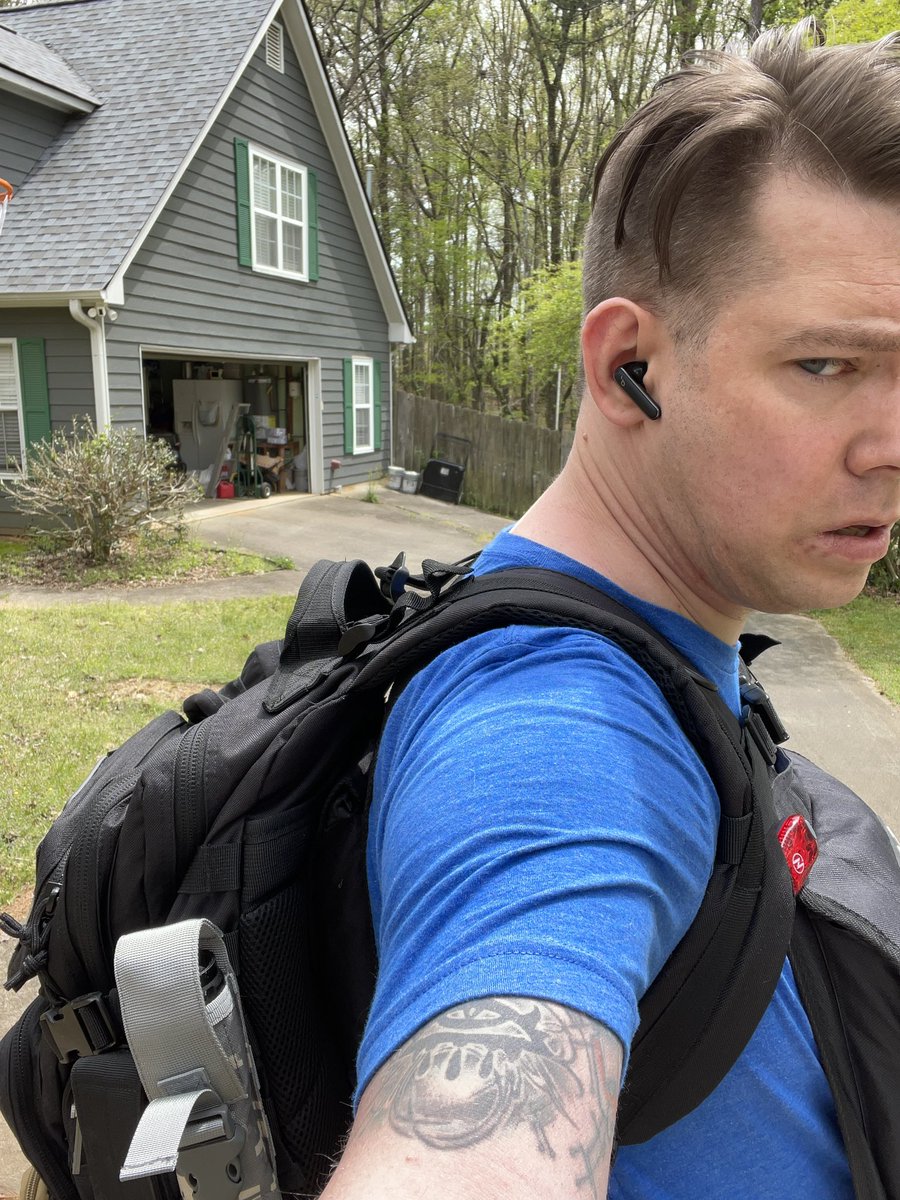 nythscape's tweet photo. 100 lbs of extra weight hike. #workout #hiking #weighttraining https://t.co/xecExLjMd5