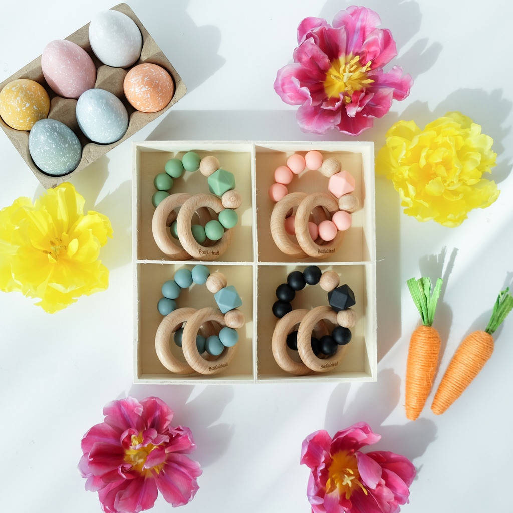 BooginHead's tweet photo. BooginHead understands parenting is a challenge. We make stylish, affordable, universal baby products that lend a helping hand when you need it most. Teething? Drooling? Soothing? We've got a solution for that. How can we help you today?

https://t.co/rKt58DkAJT #booginhead https://t.co/bE6DFpdkb4