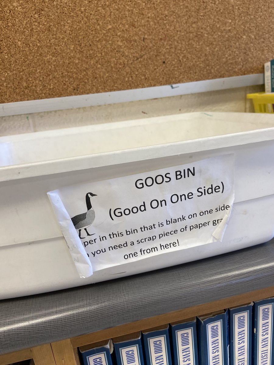 EcoSacred's tweet photo. @SacredHeart01 teachers and students love using their GOOS paper bins 📝 #GOOSPaperDay22 @EcoSchoolsCAN https://t.co/9o1UIHxk1e