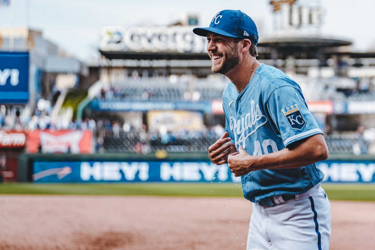 Vanderbilt Baseball (@vandyboys) on Twitter photo First career win in his MLB debut. ✅
Congrats, <a href="/collinsnider11/">Collin Snider</a>. 👏
📸: <a href="/Royals/">Kansas City Royals</a> First career win in his MLB debut. ✅
Congrats, <a href="/collinsnider11/">Collin Snider</a>. 👏
📸: <a href="/Royals/">Kansas City Royals</a>
