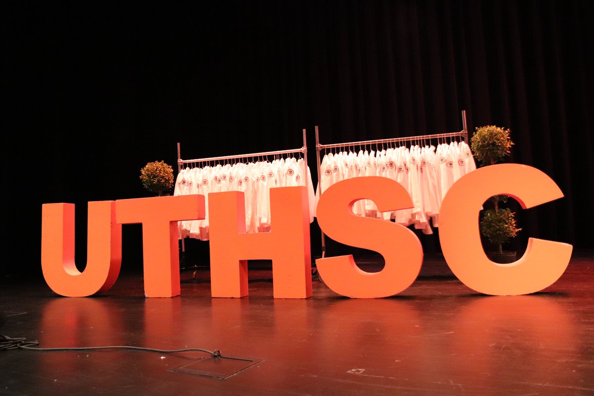 UTHSC_PT's tweet photo. Congratulations to all of our hardworking students who received their white coats Saturday during our White Coat ceremony! We are so proud of you! @uthsc @UTHSC_COHP #PT #PhysicalTherapy https://t.co/ObxEUNwlpq