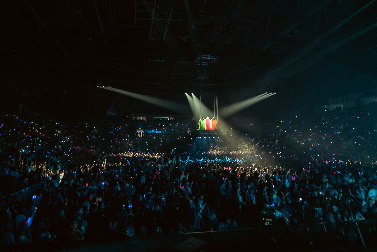 LittleMix's tweet photo. 🎉 The #ConfettiTour has begun 🎉 What a weekend, you were all AMAZING! https://t.co/qacA2YZxy0