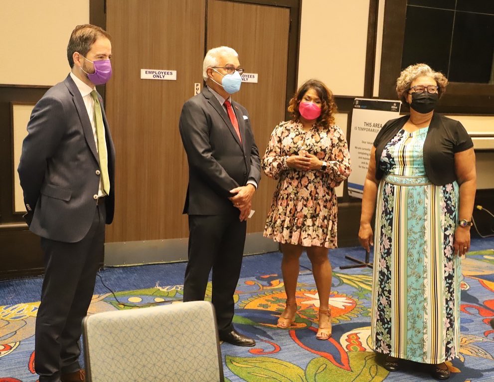 indar_lisa's tweet photo. I am so happy as a member of #CARPHA’s Executive Management Team to host CARPHA’s first face-to-face Meeting of the Chief Medical Officers of the #caribbean to discuss strategies for living with #COVID-19.

Also held meetings with the US CDC and the UK #Health #Security Agency. https://t.co/6RmcUL35QH